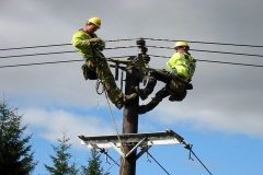 بازسازی و ترمیم شبکه برق ۵۵ روستای اهر و هریس