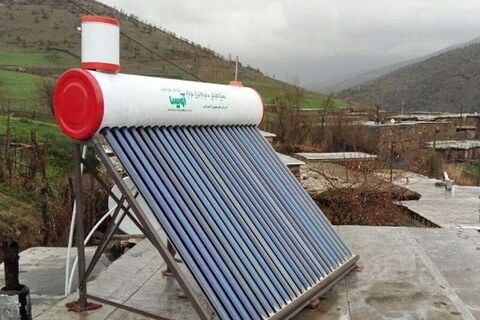 پنل های خورشیدی میان عشایری استان تهران توزیع شد