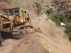 آغاز عملیات خاکبرداری جاده لنده به روستای تراب