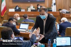 فروش ملک ۲۰۰ میلیاردی شهرداری برای کمک به توسعه حمل و نقل عمومی