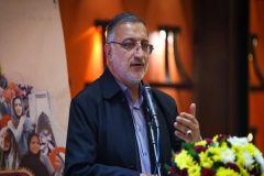 ملت ایران با محور قراردادن ولایت فقیه بر استکبار پیروز شد