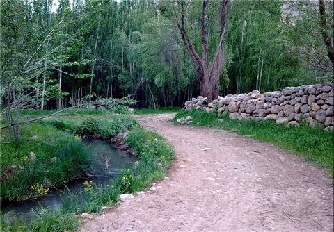 ونایی بروجرد مقصدی برای مسافران نوروزی