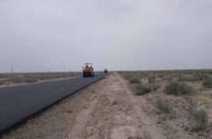 بهره برداری از ۱۵ کیلومتر راه روستایی فاروج تا پایان تابستان