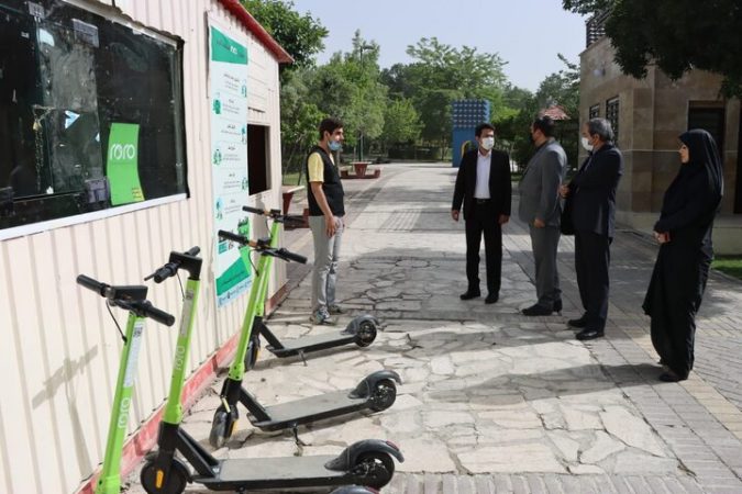 بازدید میدانی و نشست تخصصی اداره کل حمل و نقل عمومی و امور مناطق از منطقه ۴