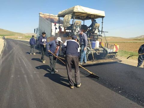 بررسی نحوه پرداخت مطالبات سنوات گذشته پیمانکاران راه‌های روستایی