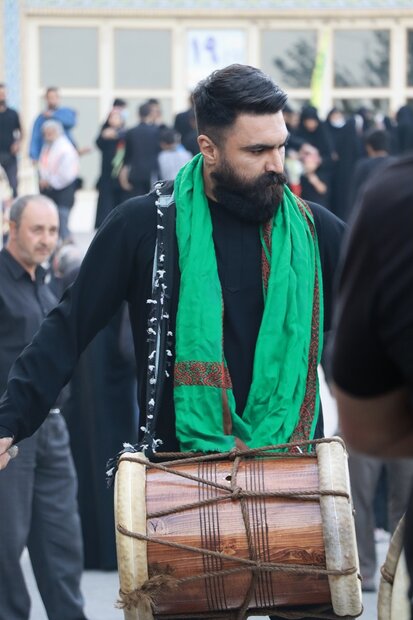 مسافران بهشت در مصلای تهران