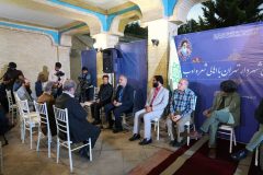 نشست صمیمی شهردار تهران با اهالی شعر و ادب