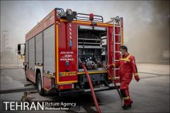 اعزام یکی از فرماندهان تیم آتش‌نشانی حادثه پلاسکو به آبادان/ ۵۰ آتش‌نشان متخصص در حال فعالیت هستند
