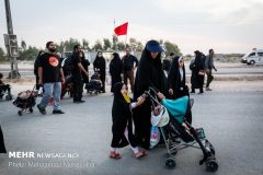 راه‌اندازی ۴۰ چشمه سیار سرویس بهداشتی در مرز مهران