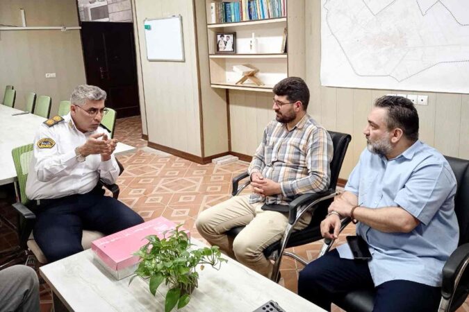 نشست تعاملی مدیریت روستایی ابراهیمآباد با پلیس راهور فشافویه نشست تعاملی مدیریت روستایی ابراهیمآباد با پلیس راهور فشافویه